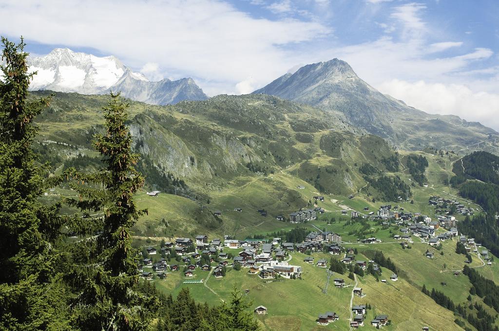 Swiss Chalet-Style Hotel Walliser Spycher Riederalp Exterior foto