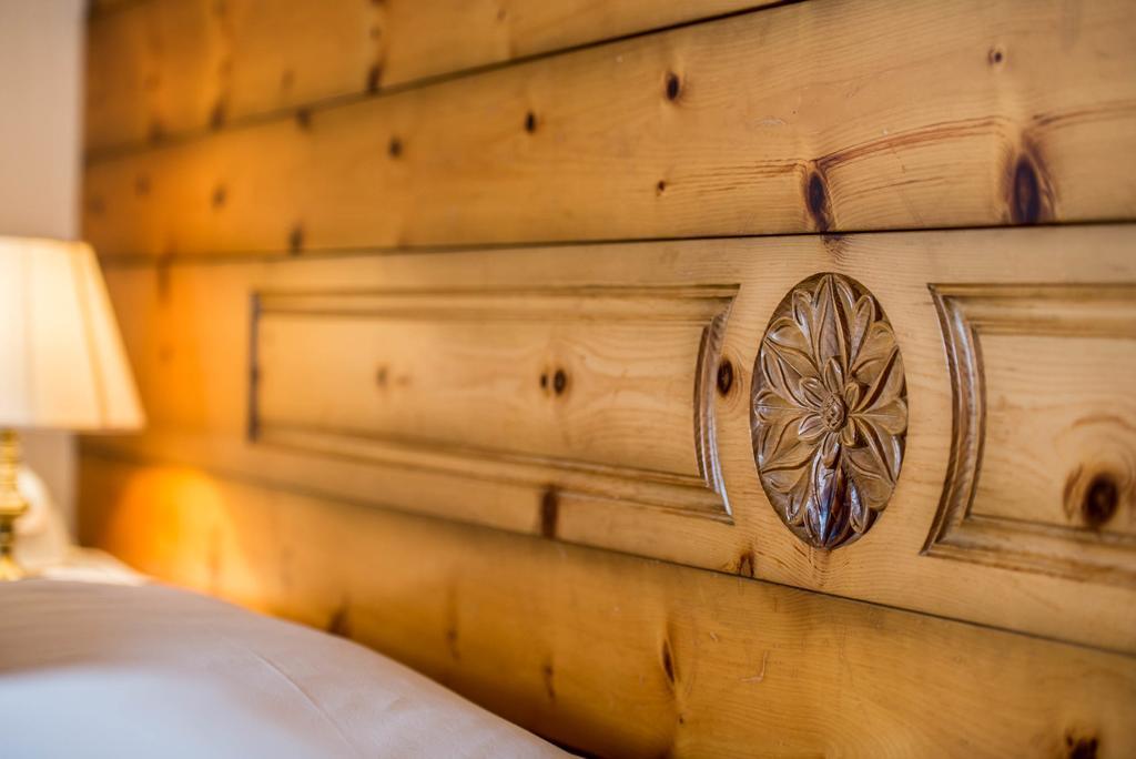 Swiss Chalet-Style Hotel Walliser Spycher Riederalp Exterior foto