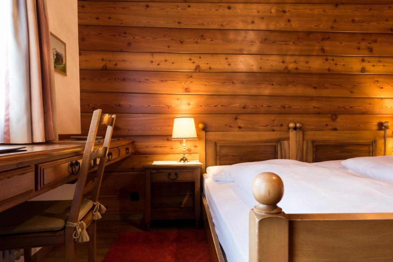 Swiss Chalet-Style Hotel Walliser Spycher Riederalp Exterior foto